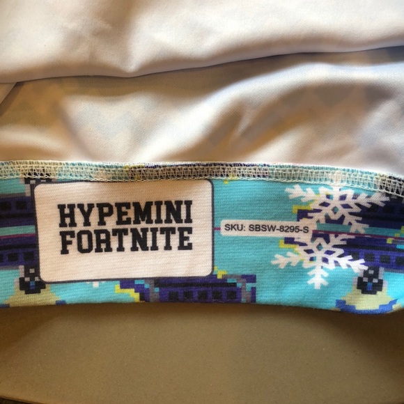 Fortnite Sweatshirt - Picture 4 of 5